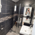 badkamer foto galerij met binnen en buitenfoto’s van onze spaanse villa met prive zwembad la casa de melvino villa huren costa blanca benijofar quesada